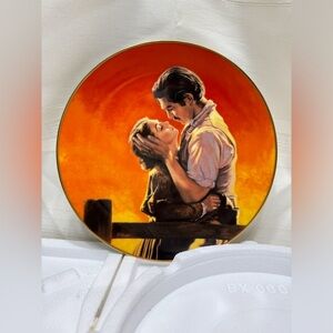 The Passions of Scarlett O’Hara, Fiery Embrace collector plate